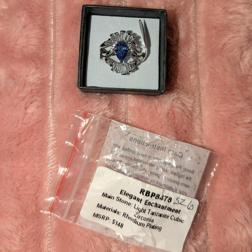 Ring Bomb Party Ring - Elegant Enchantment - Size 6 - BRAND NEW